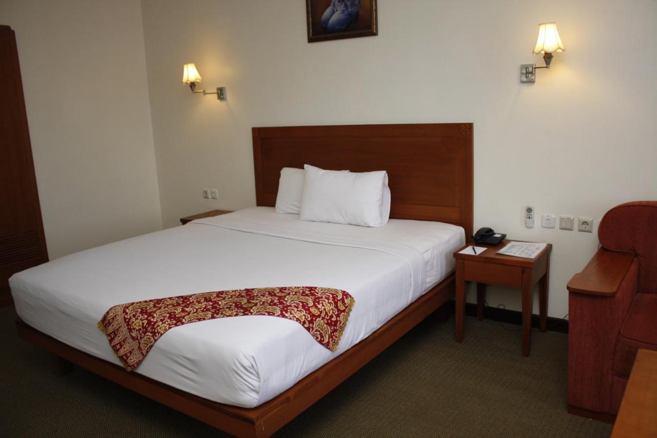 Hotel Bumi Asih Padangsidimpuan Batubelubang Екстериор снимка